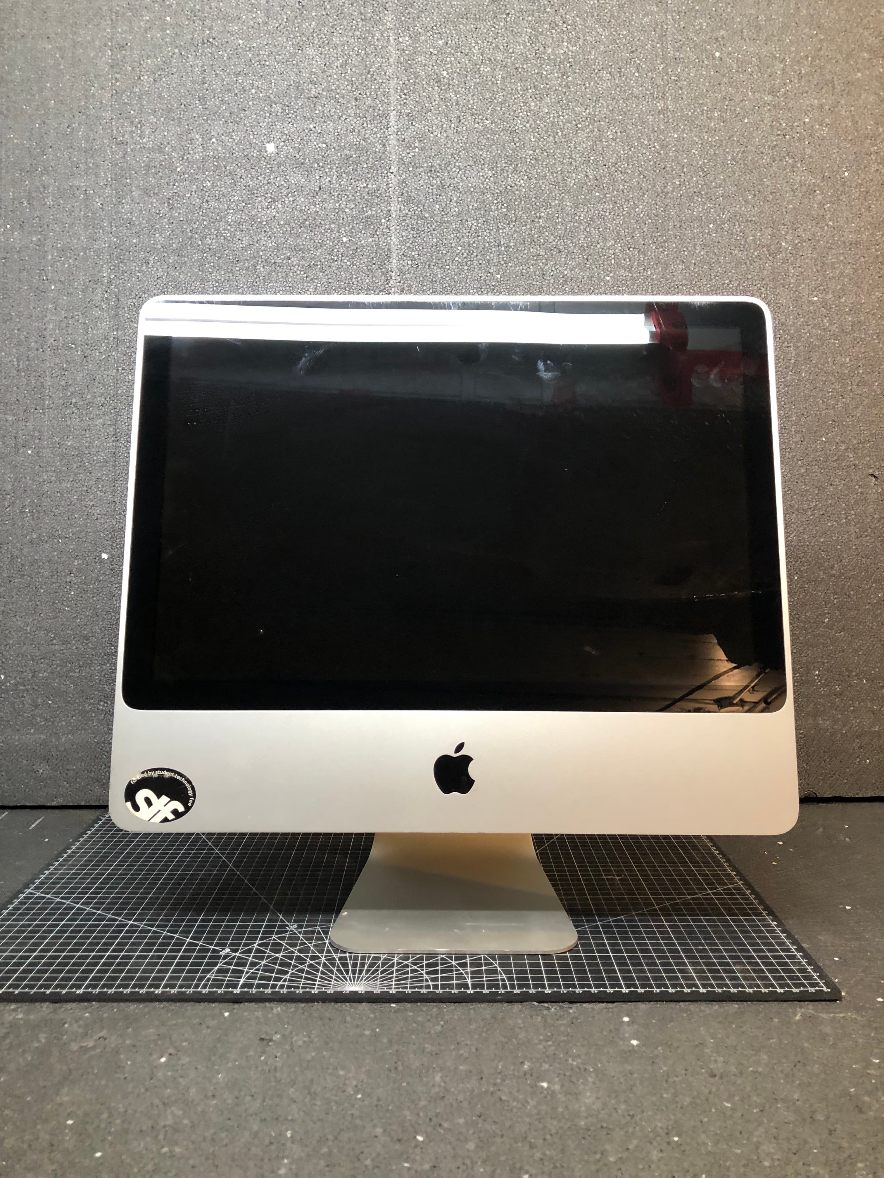 Apple iMac A1224 20" All-in-One Desktop EMC 2266 Pre-Owned