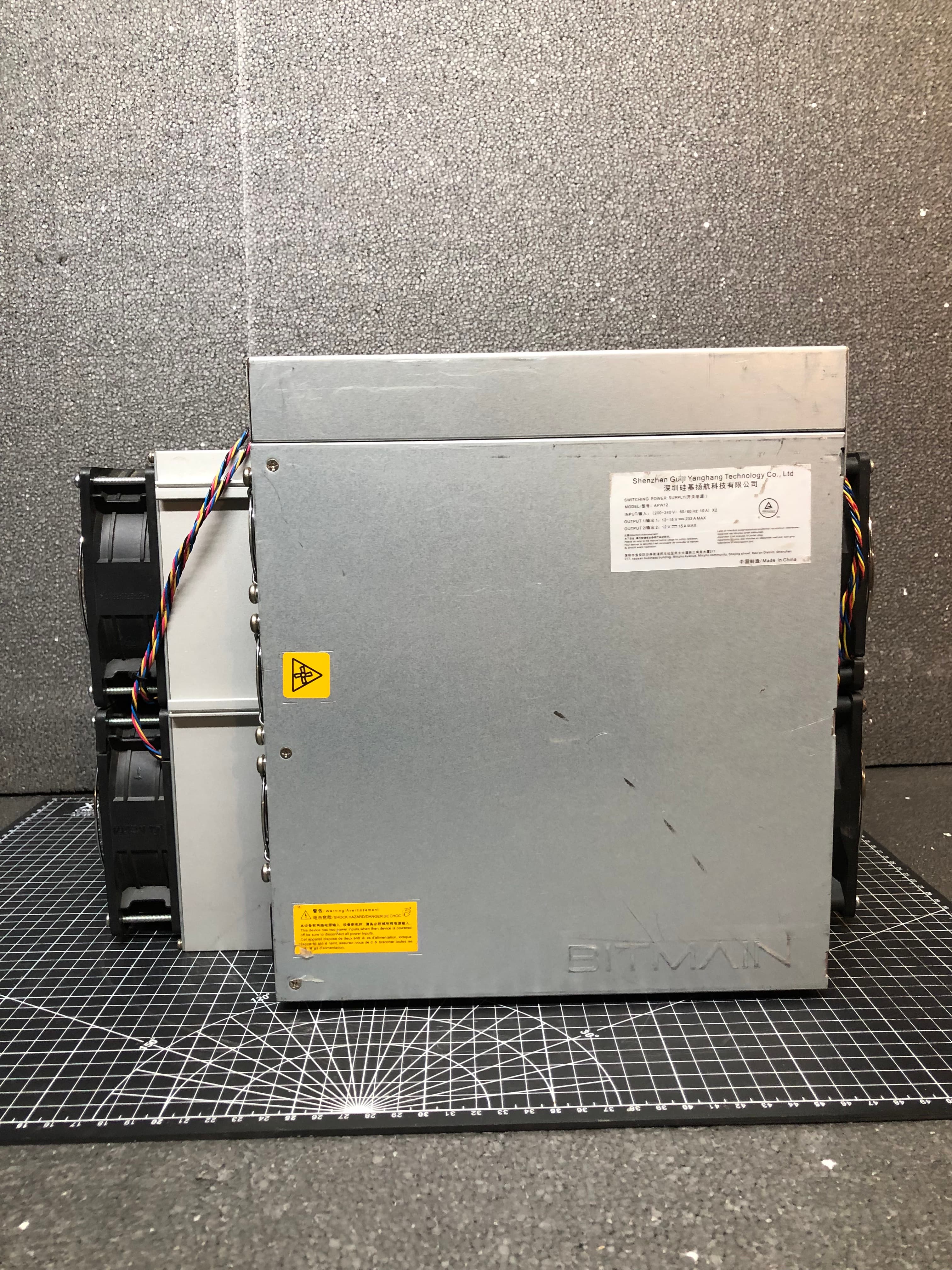 Bitmain Antminer S19 95 TH/s Bitcoin Miner Pre-Owned - Thumbnail 3
