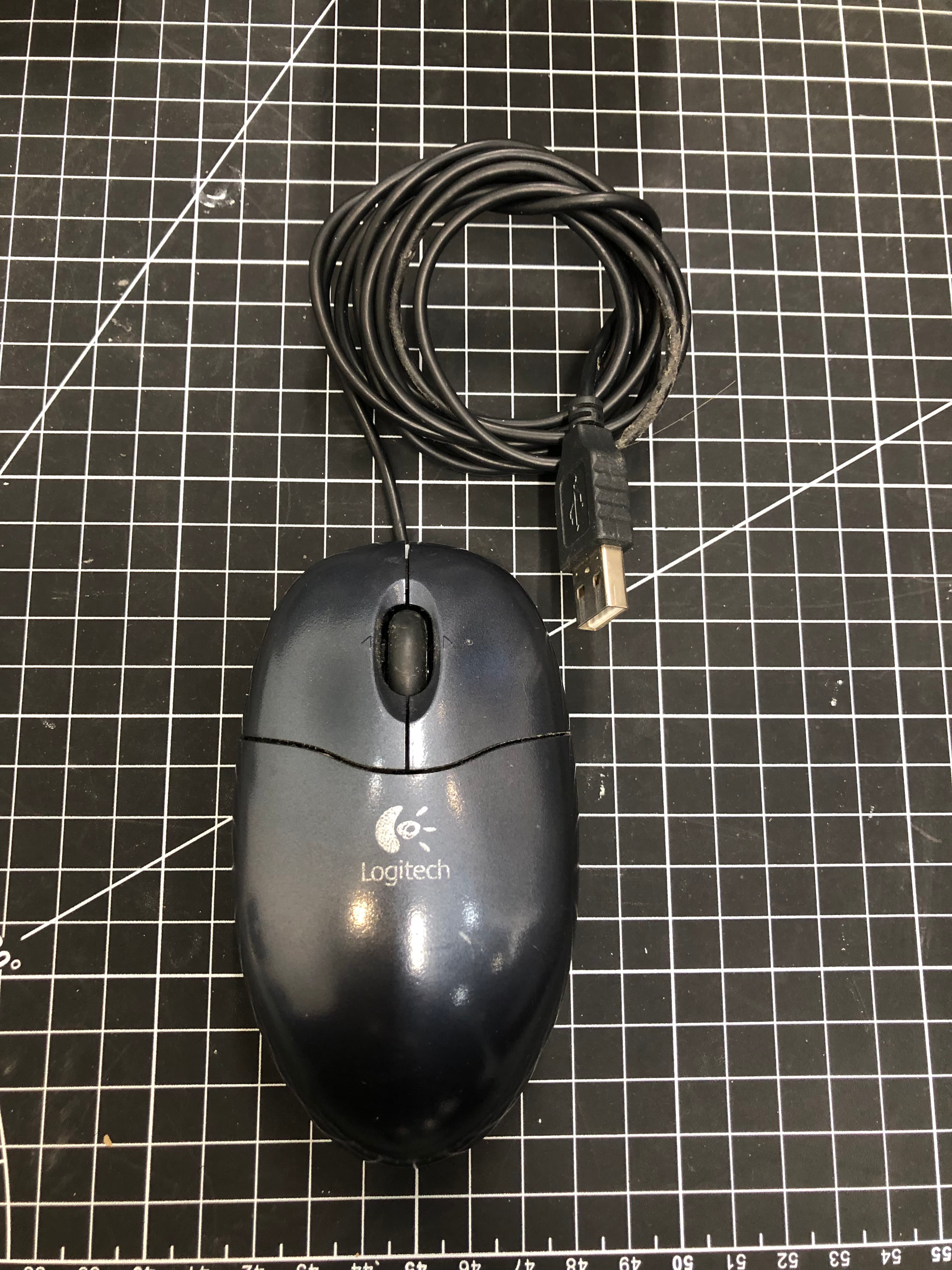 Logitech M-BZ96C Wired Optical Mouse USB Black Pre-Owned