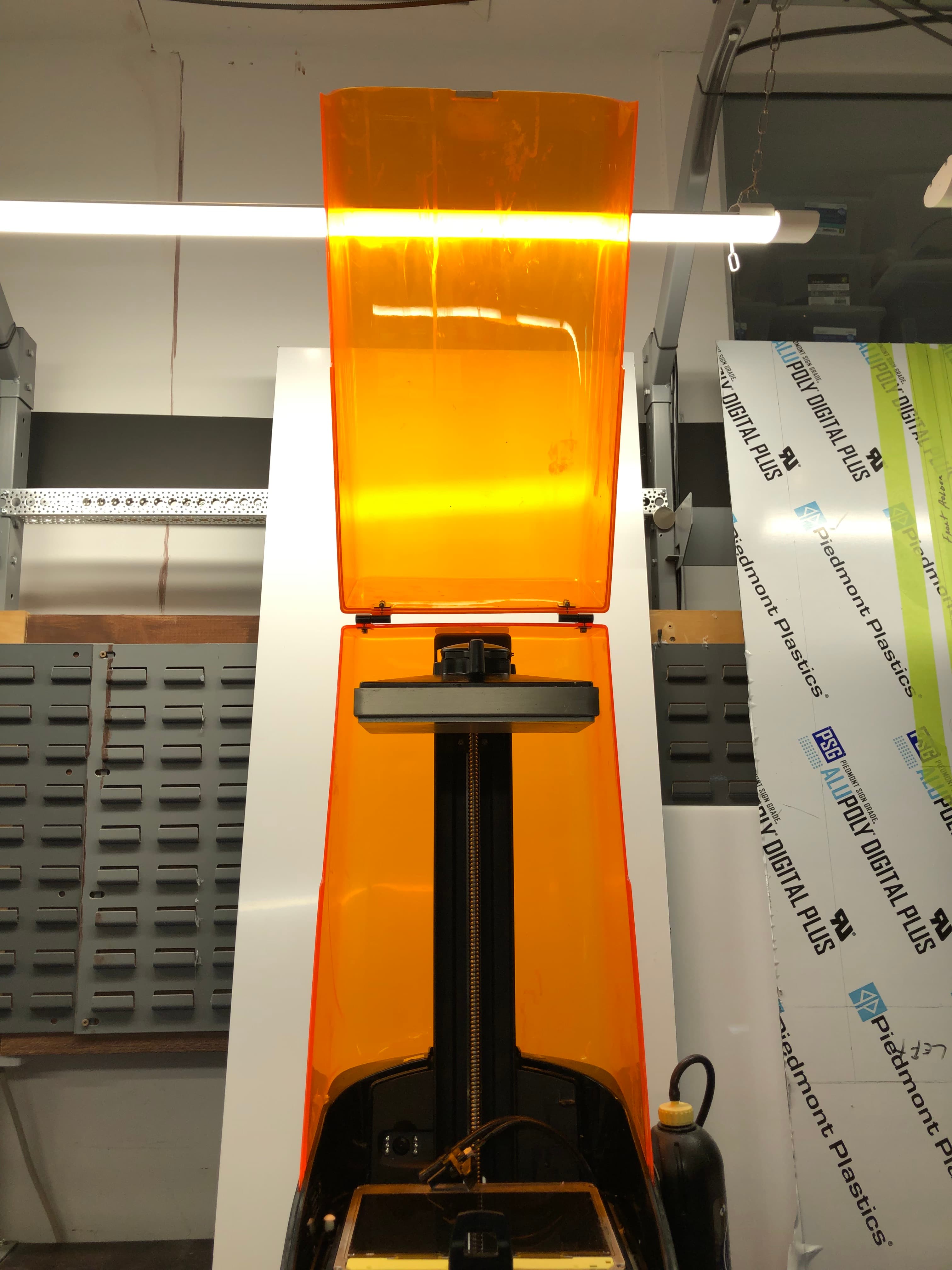 Uniz Slash LCD Resin 3D Printer Pre-Owned - Thumbnail 3