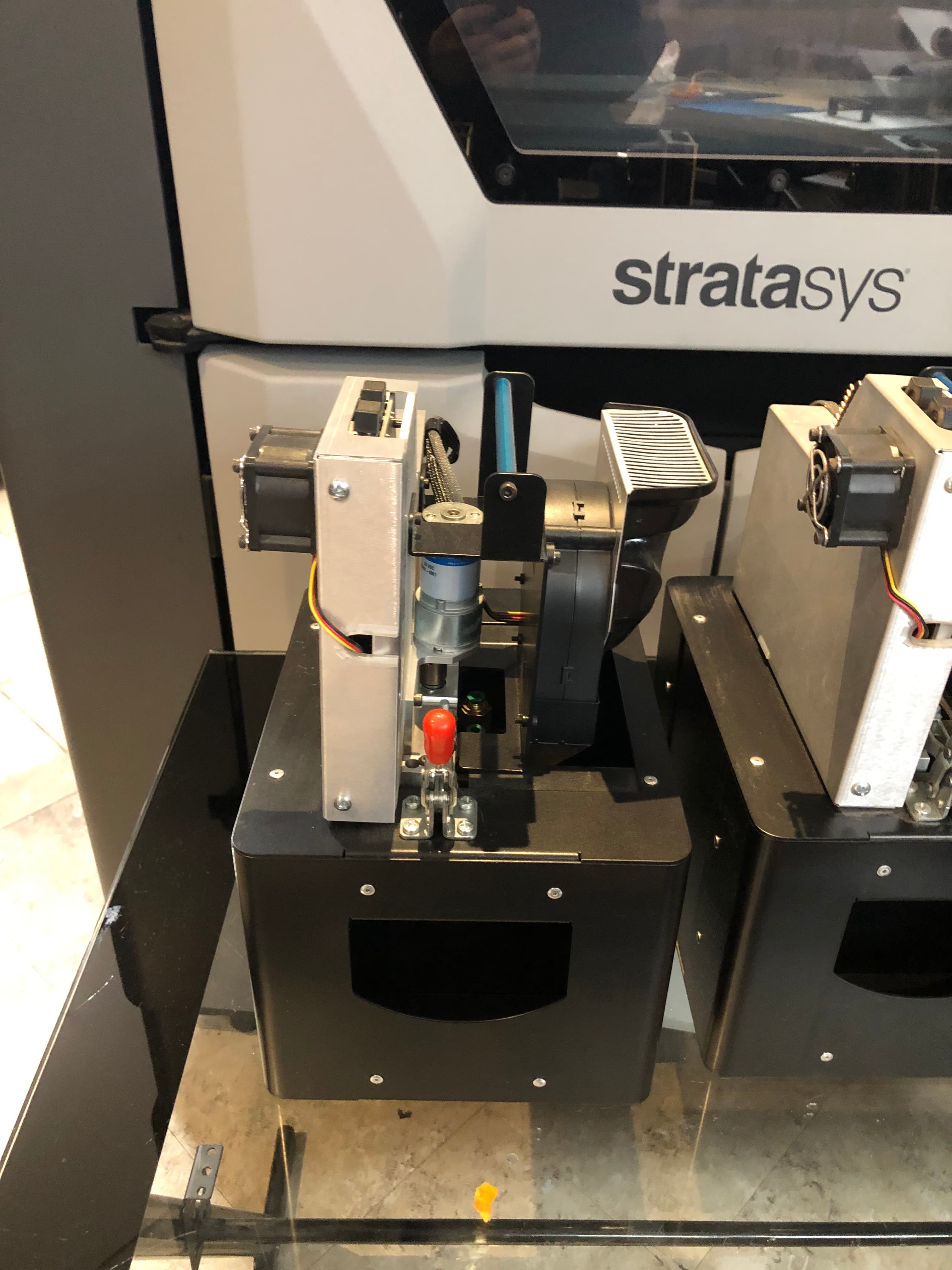 Stratasys Fortus 450mc 3D Printer Pre-Owned - Thumbnail 14