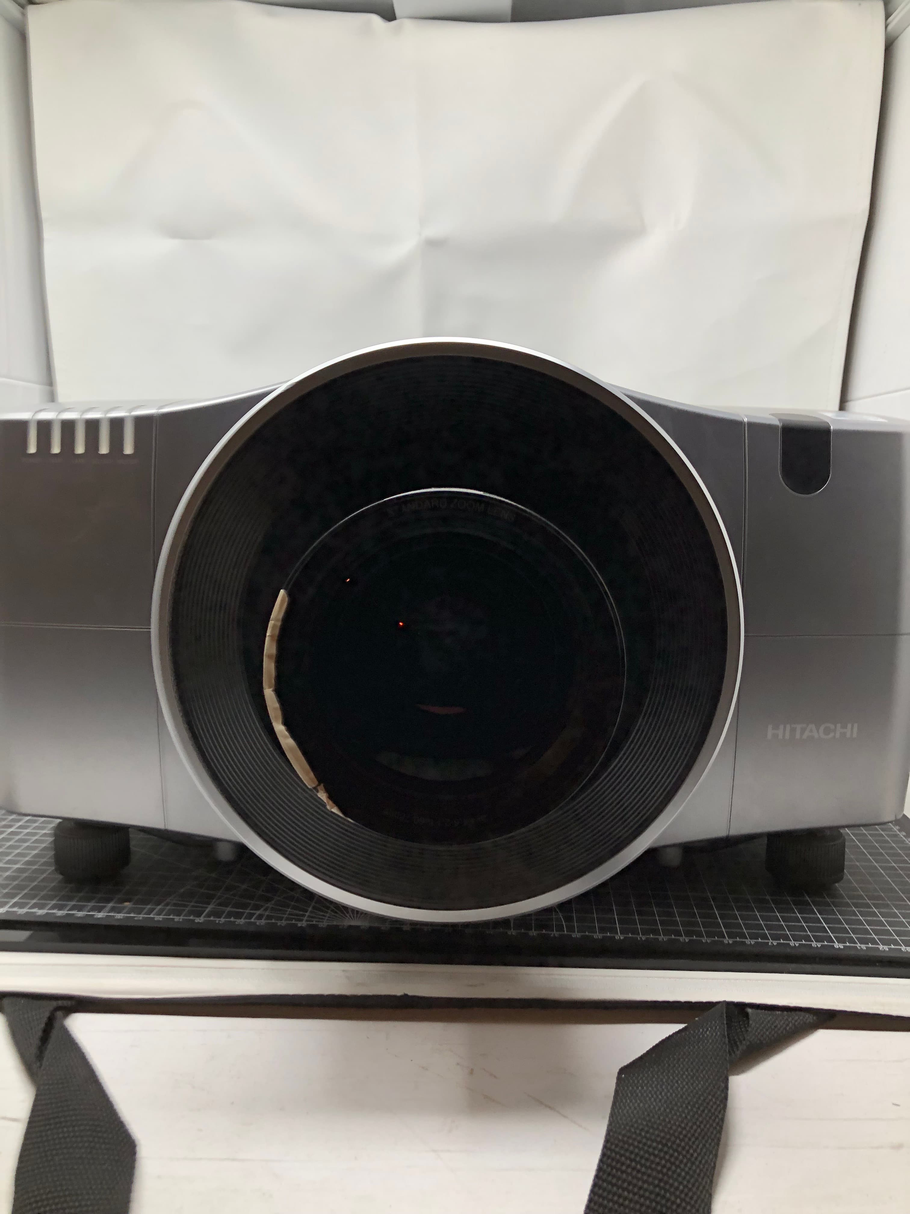 Hitachi CP-WX11000 LCD Projector Pre-Owned - Thumbnail 11