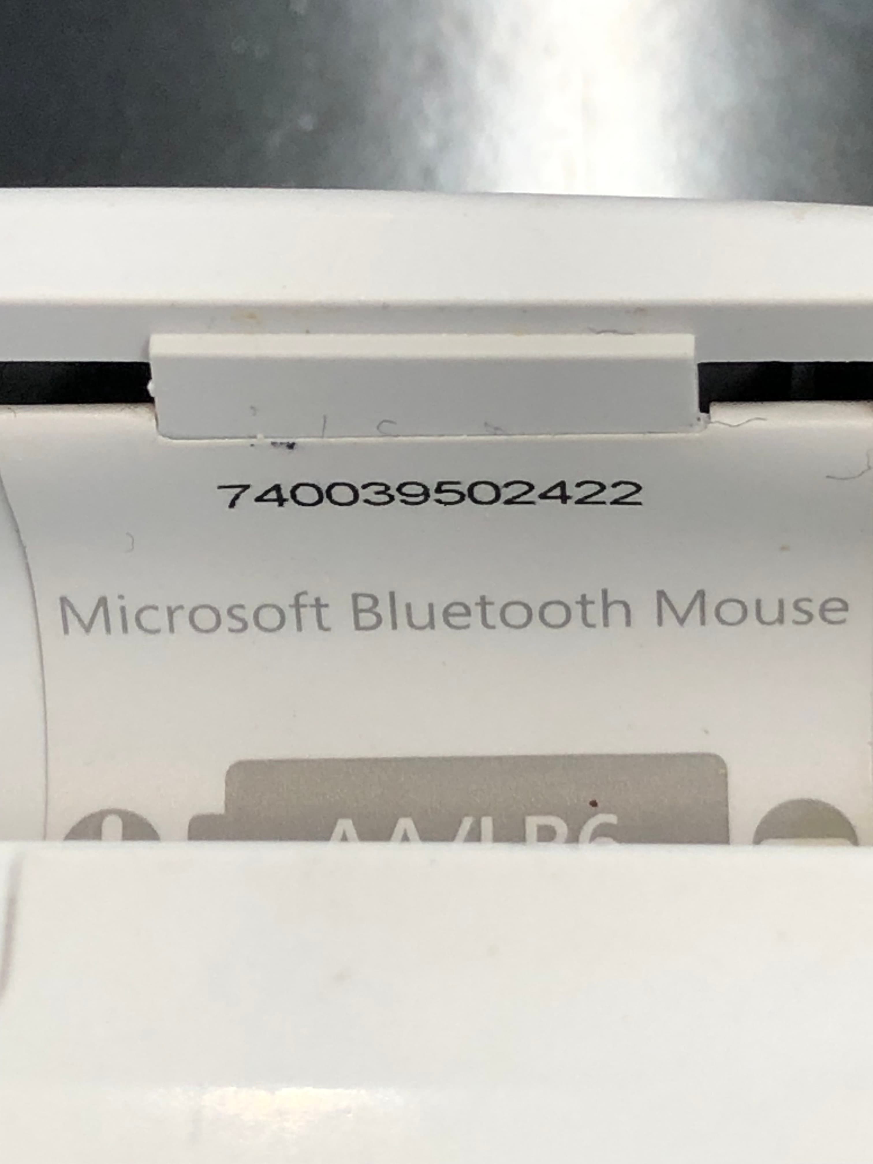 Microsoft Bluetooth Mouse White Pre-Owned - Thumbnail 2