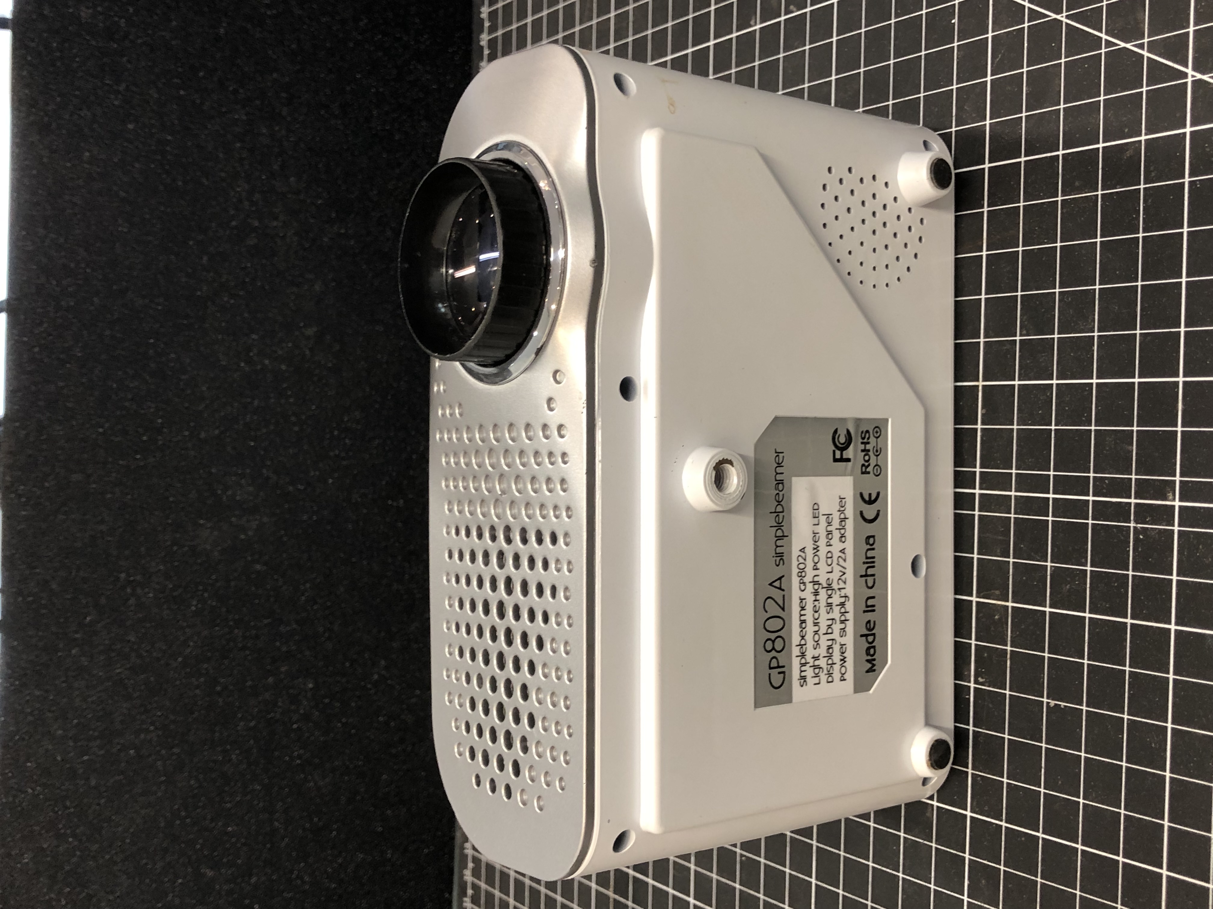 Simplebeamer GP802A LED Projector Pre-Owned - Thumbnail 8