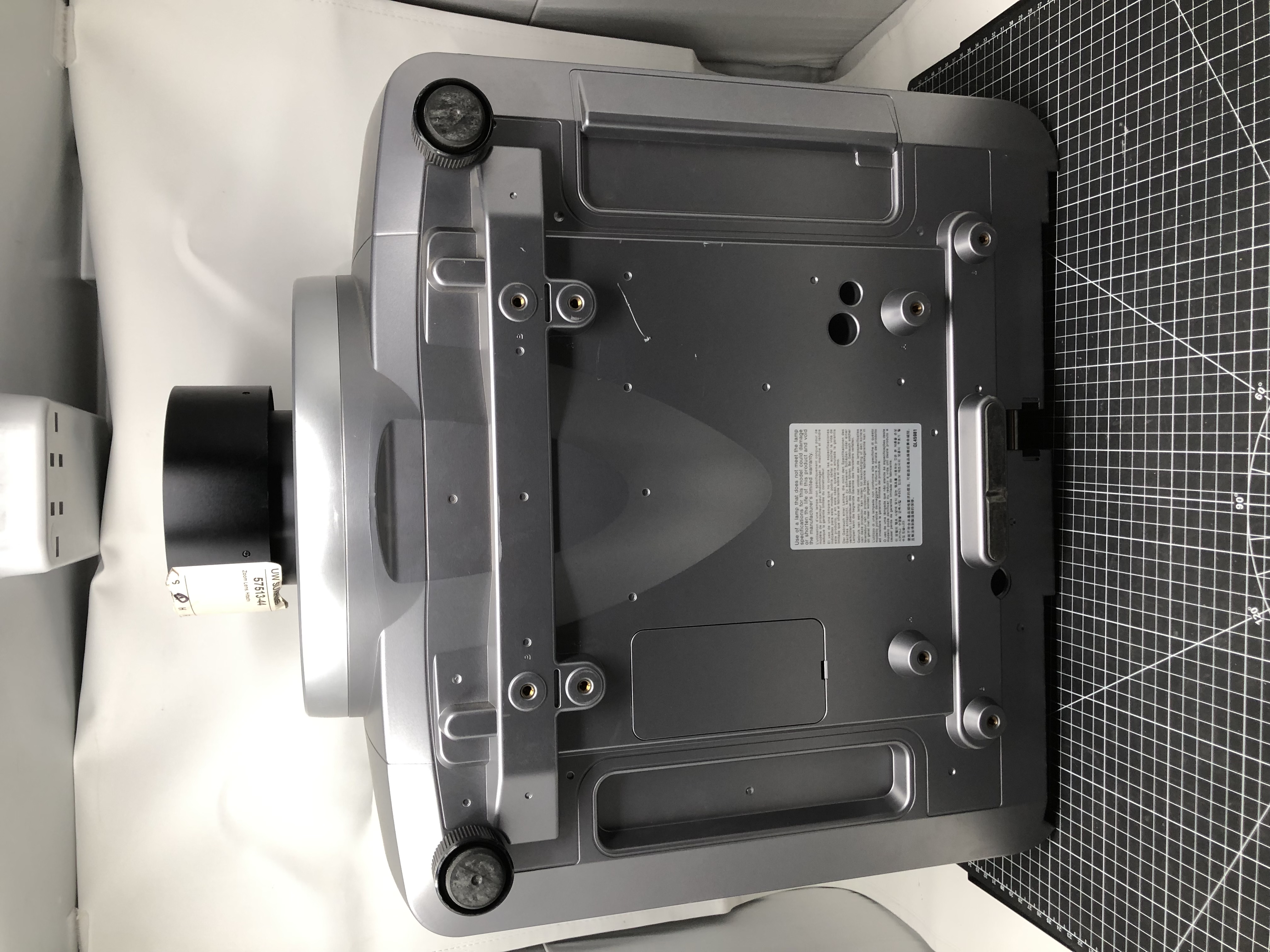 Hitachi CP-WX11000 LCD Projector Pre-Owned — image 8