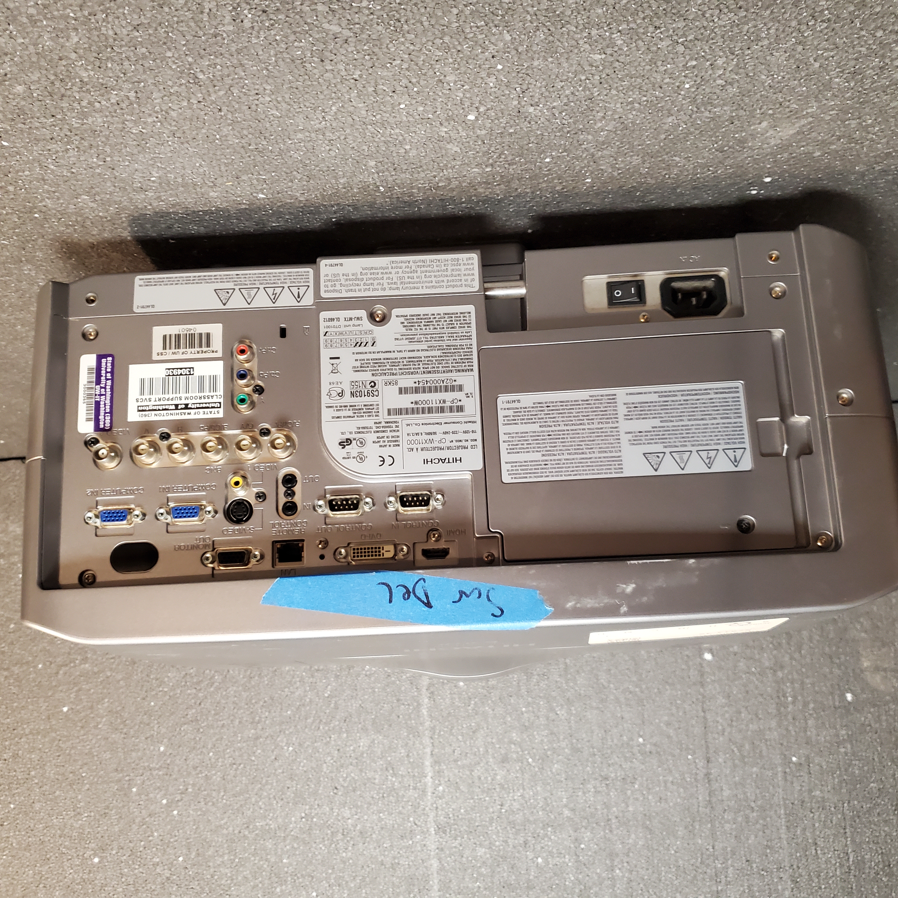 Hitachi CP-X1250 Projector XGA 4500 Lumens Pre-Owned — image 4