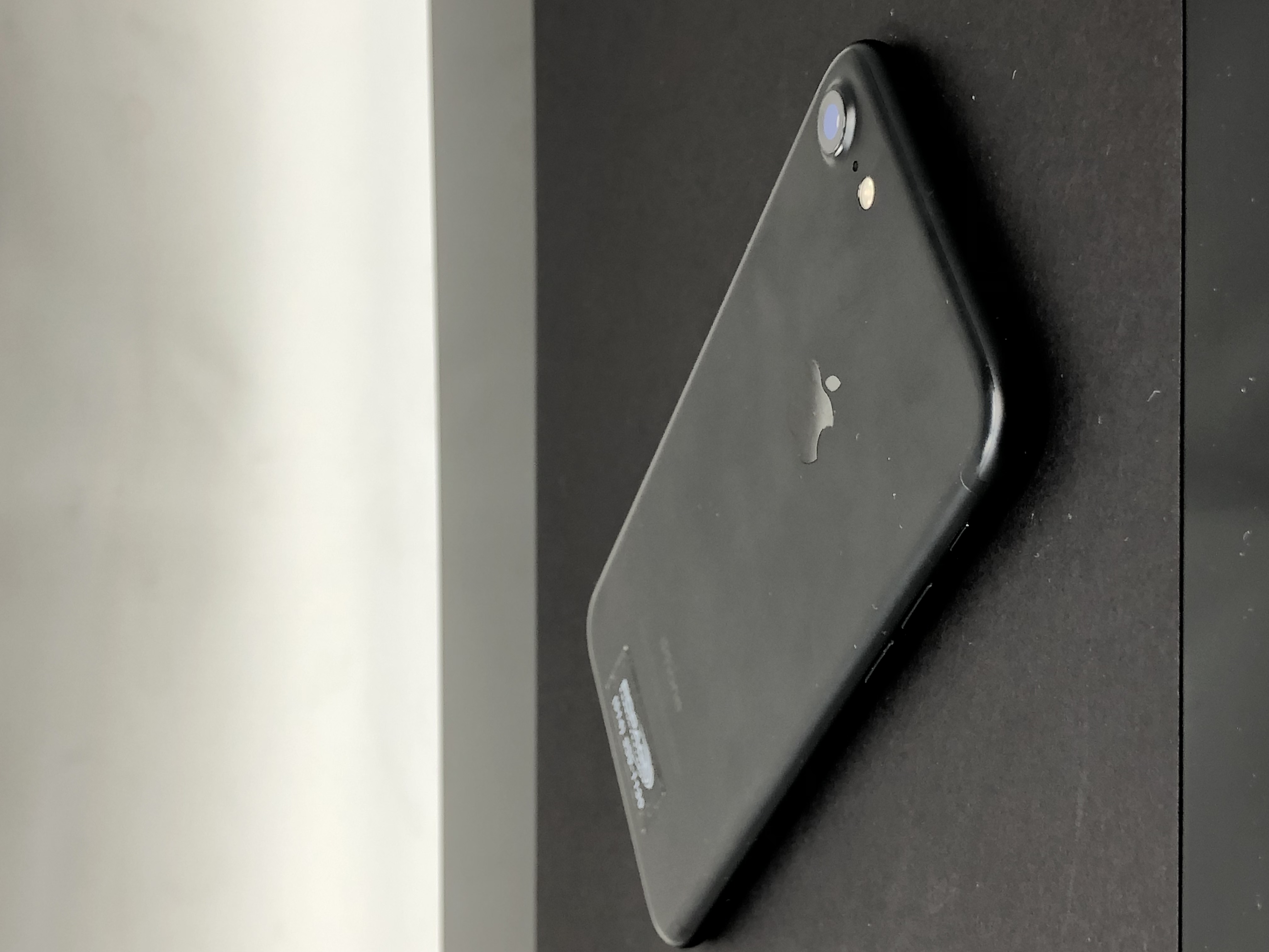 iPhone 7 32GB Black Pre-Owned Reliable Smartphone - Thumbnail 6