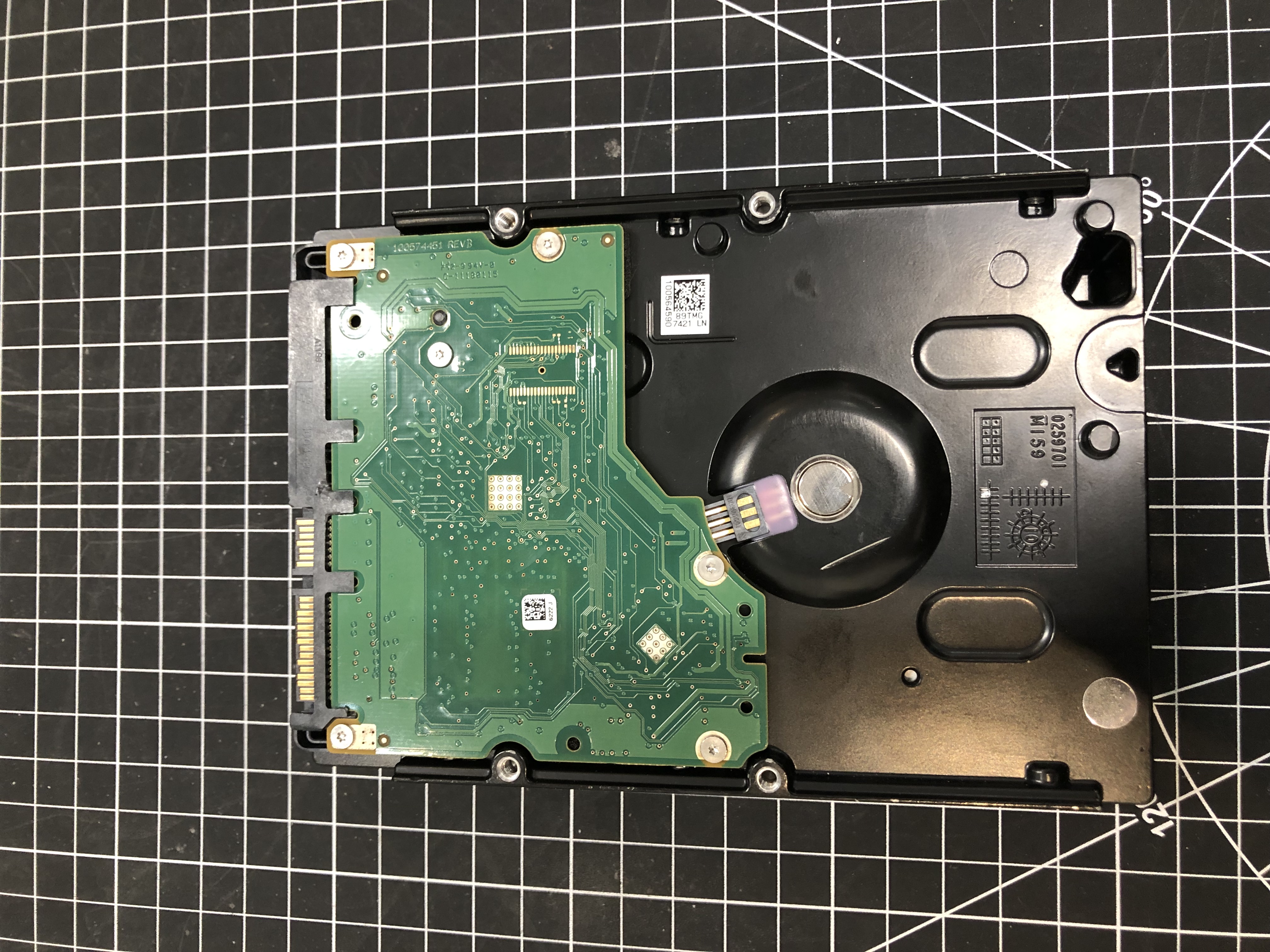 Seagate Barracuda 7200.12 1TB SATA Hard Drive Pre-Owned - Thumbnail 3