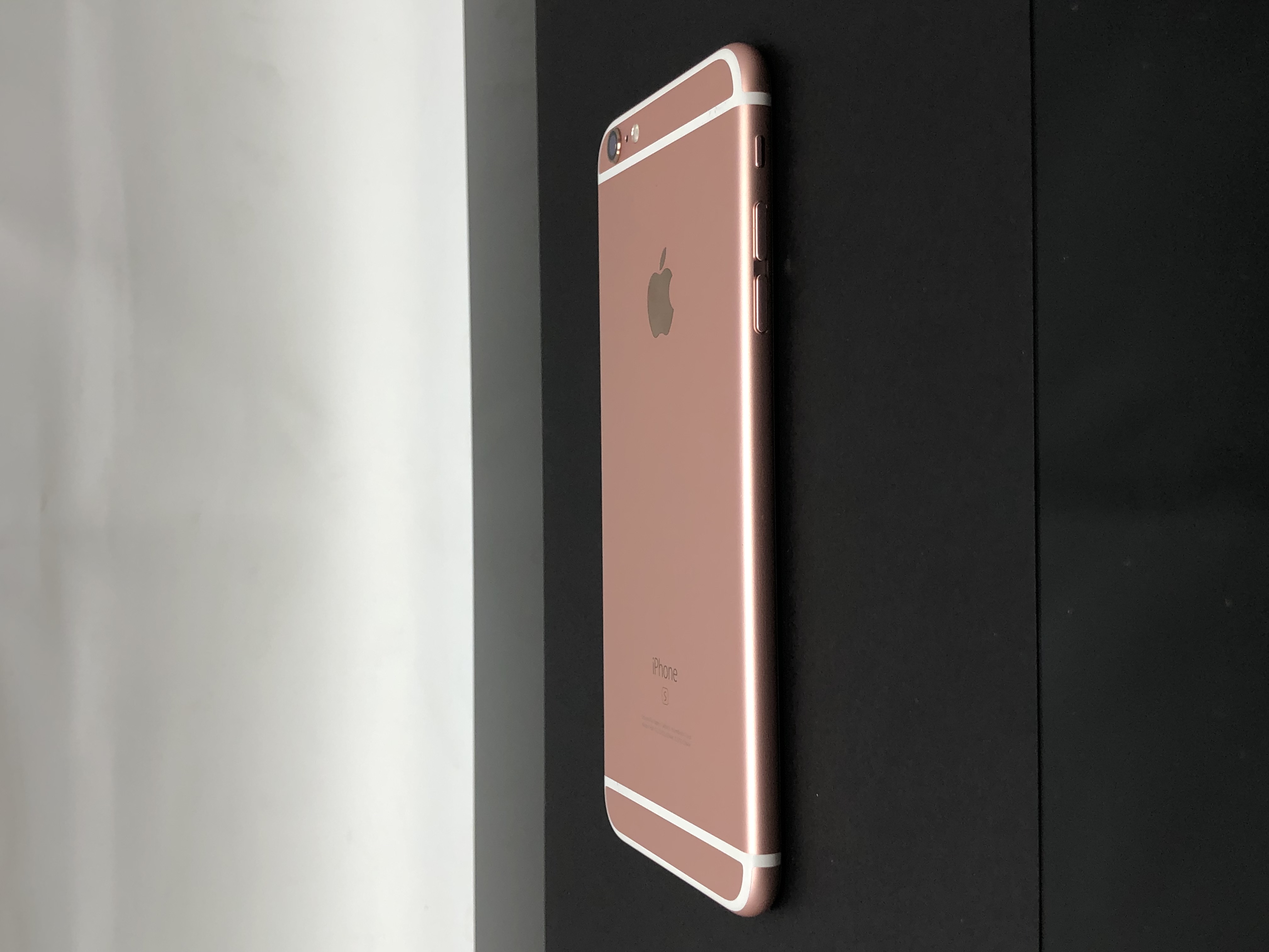 Apple iPhone 6s 16GB Rose Gold Pre-Owned - Thumbnail 4