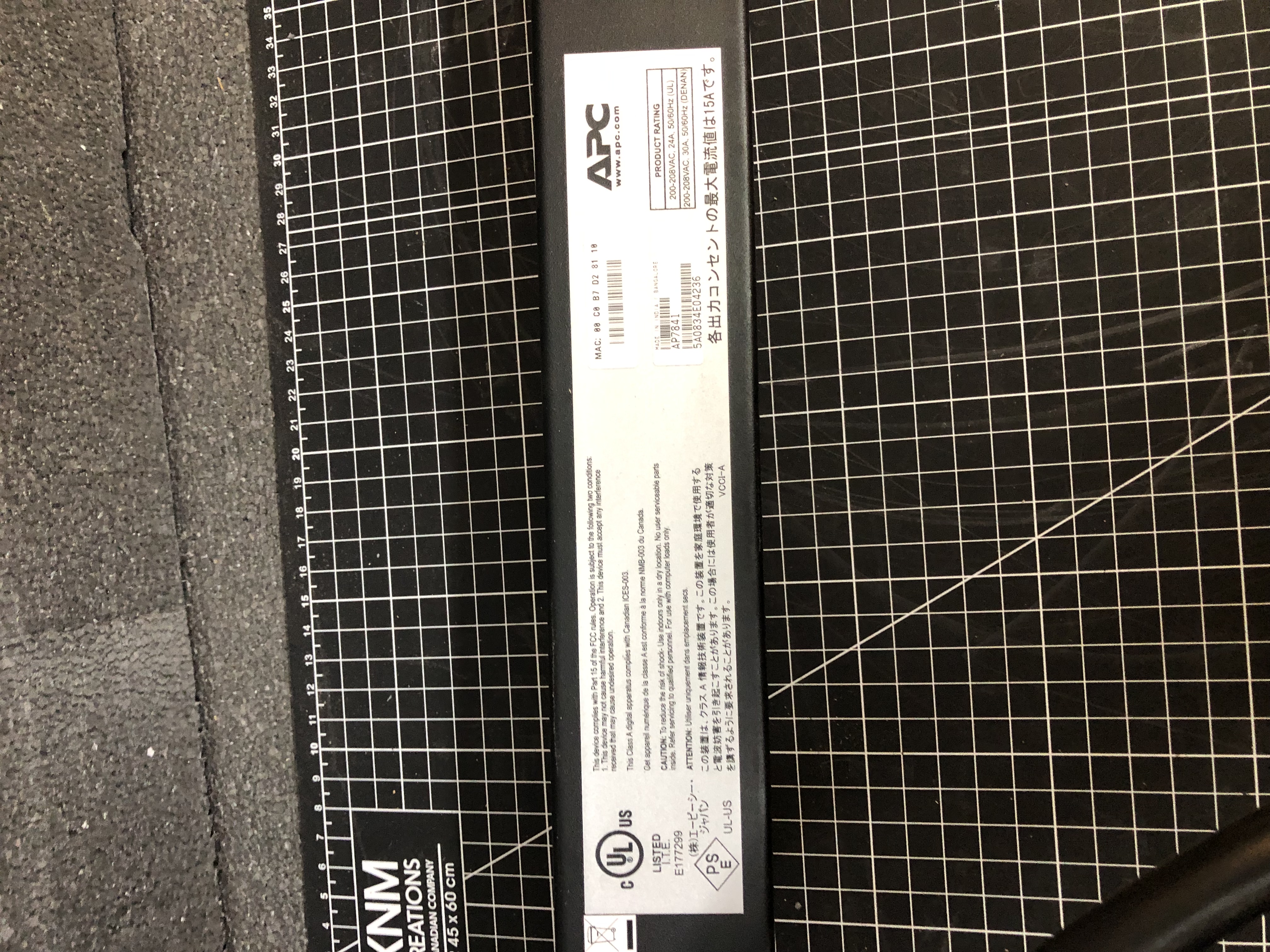 APC AP8858 Metered Rack PDU 20 Outlets Pre-Owned - Thumbnail 6