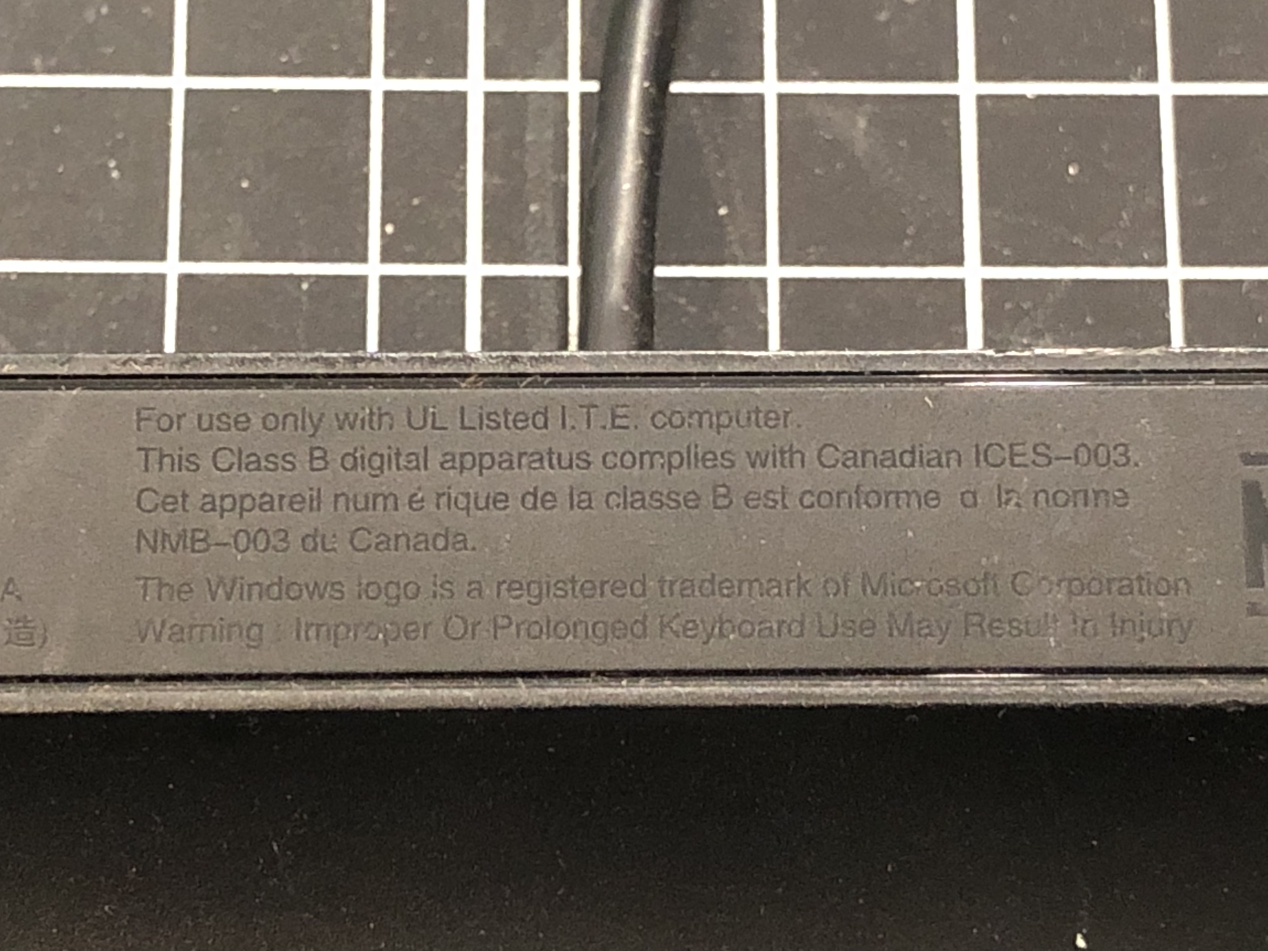 Dell KB213p Wired Keyboard USB Black Pre-Owned - Thumbnail 2