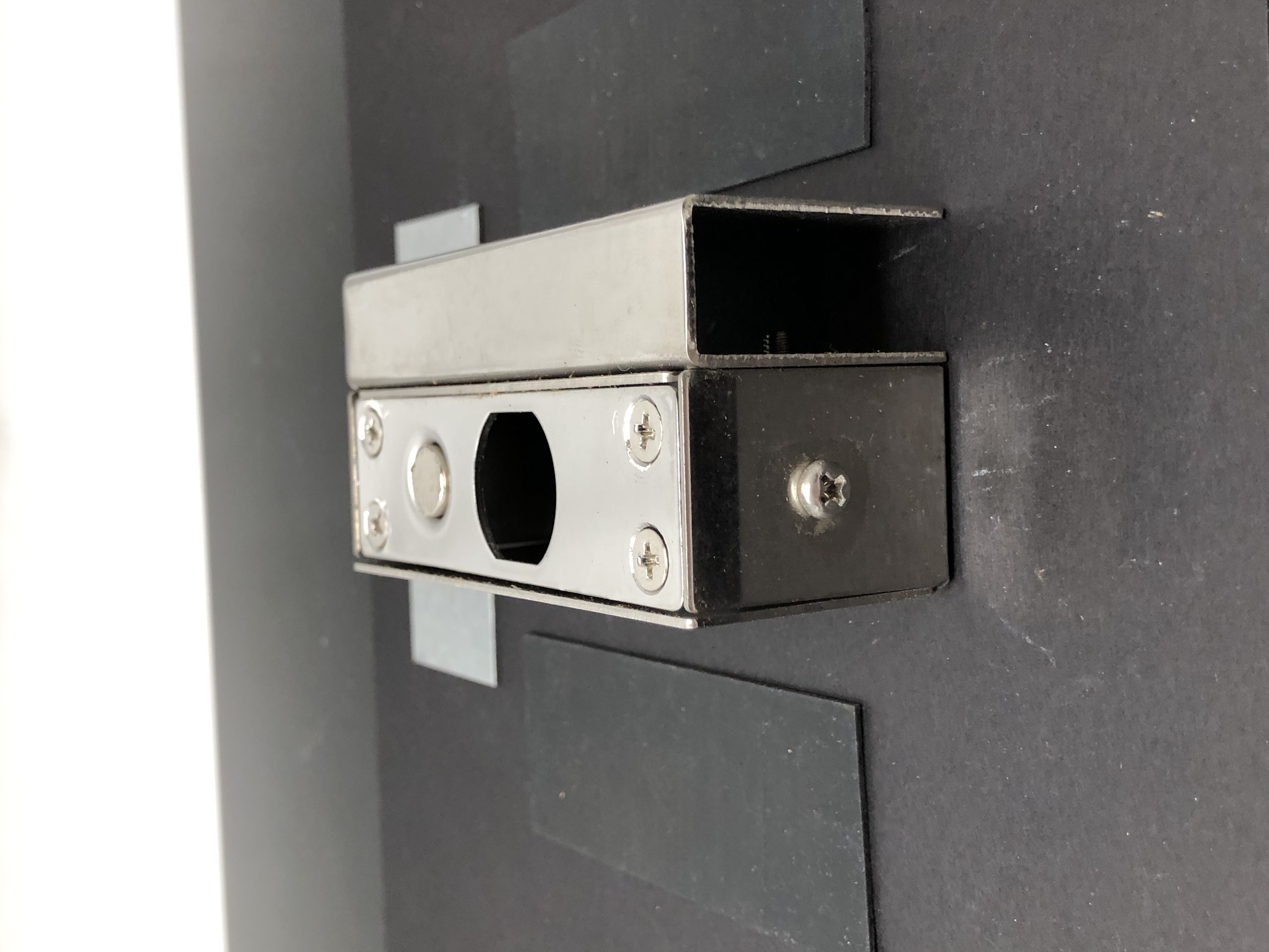 VI-800L Electronic Bolt Lock Bracket - New, Secure Door Locking System — image 3