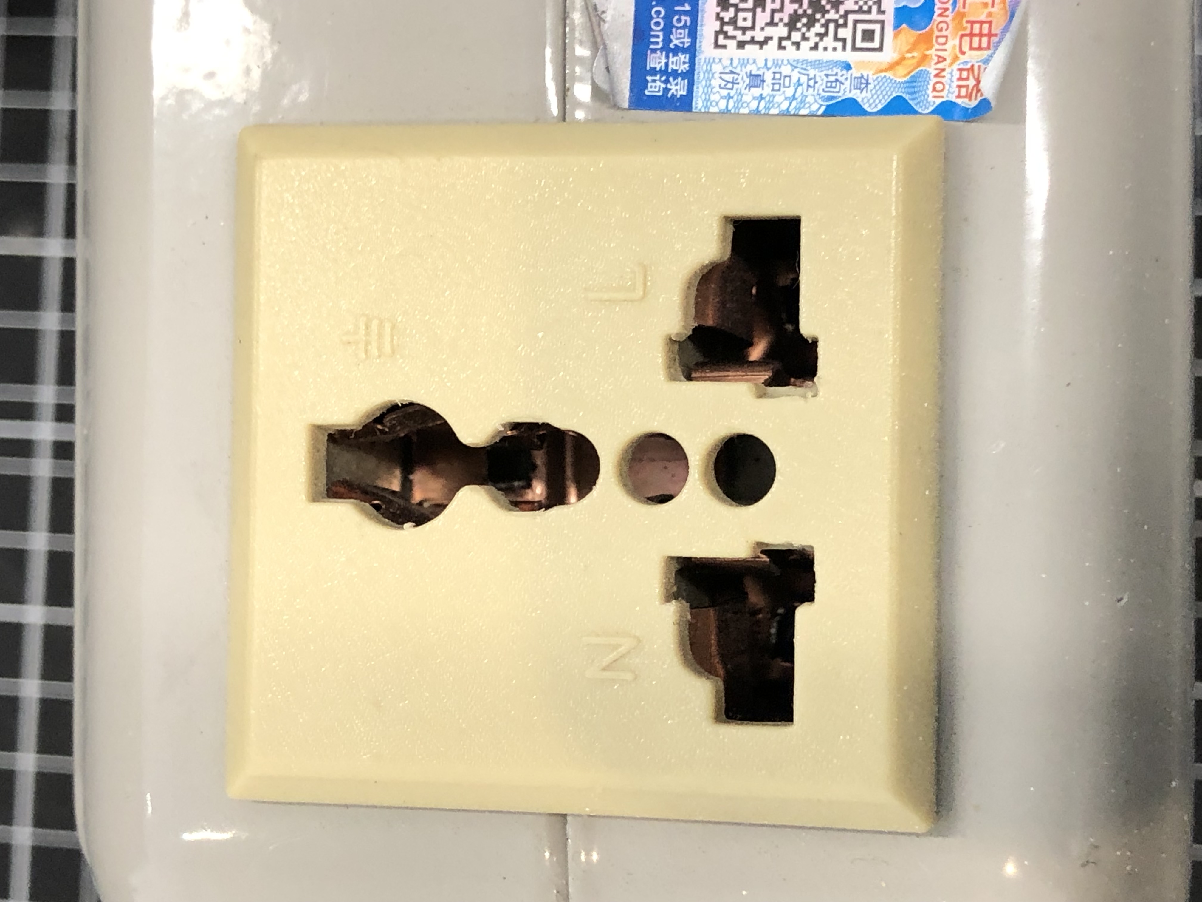 Foshan TM333-500VA Power Transformer 110V to 220V Pre-Owned - Thumbnail 6