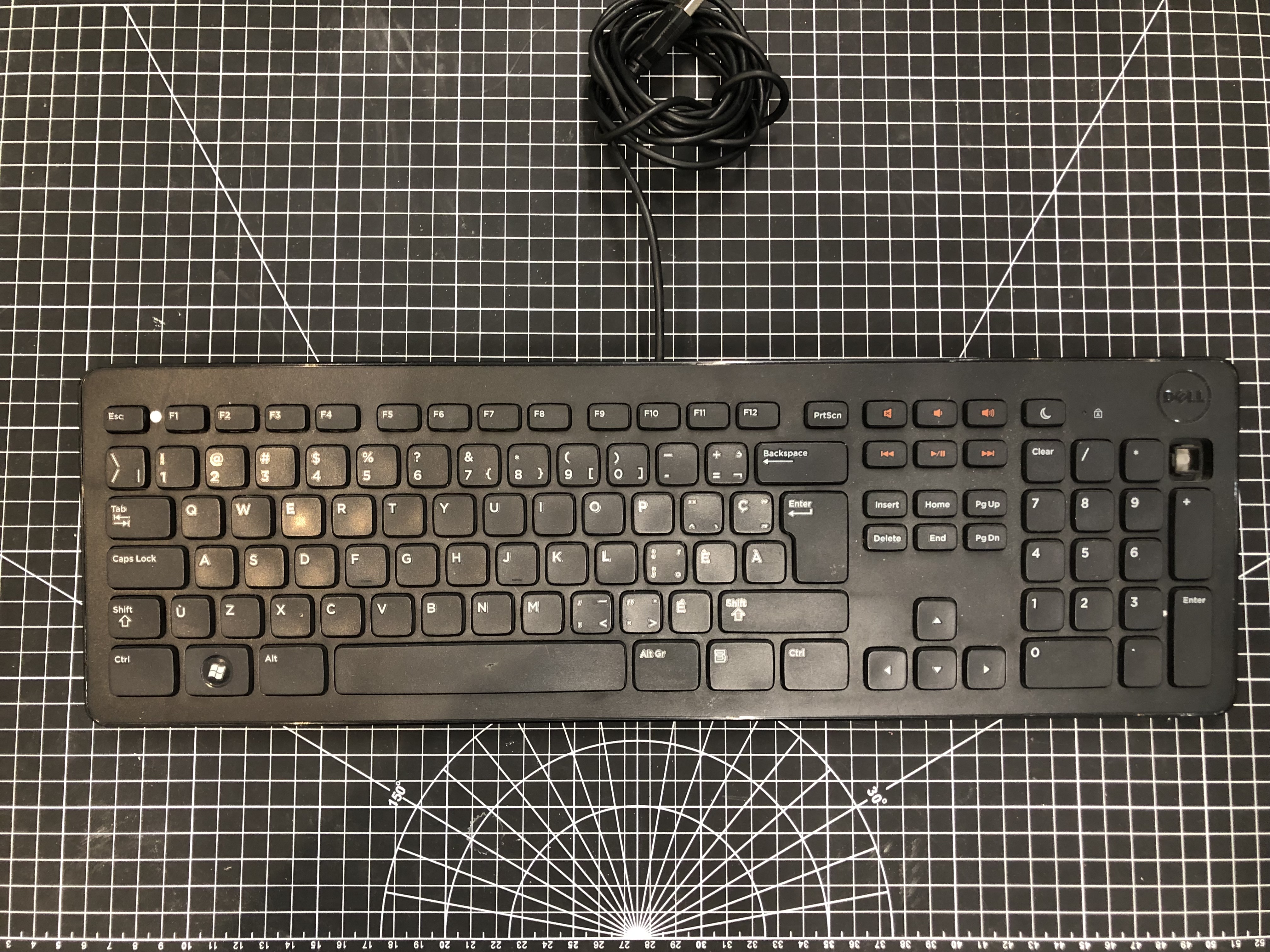 Dell KB213p Wired Keyboard USB Black Pre-Owned - Thumbnail 5