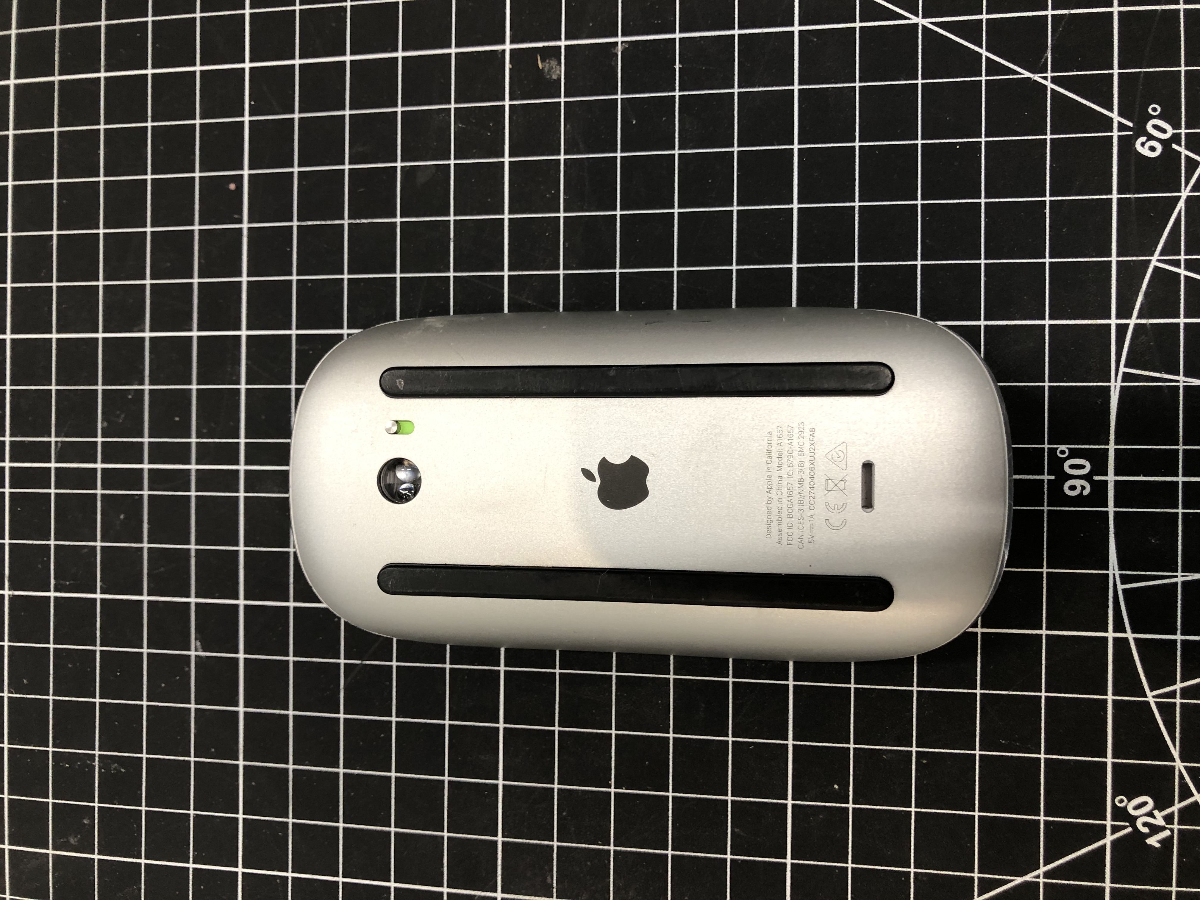 Apple Magic Mouse 2 A1657 Wireless Bluetooth Pre-Owned — image 3