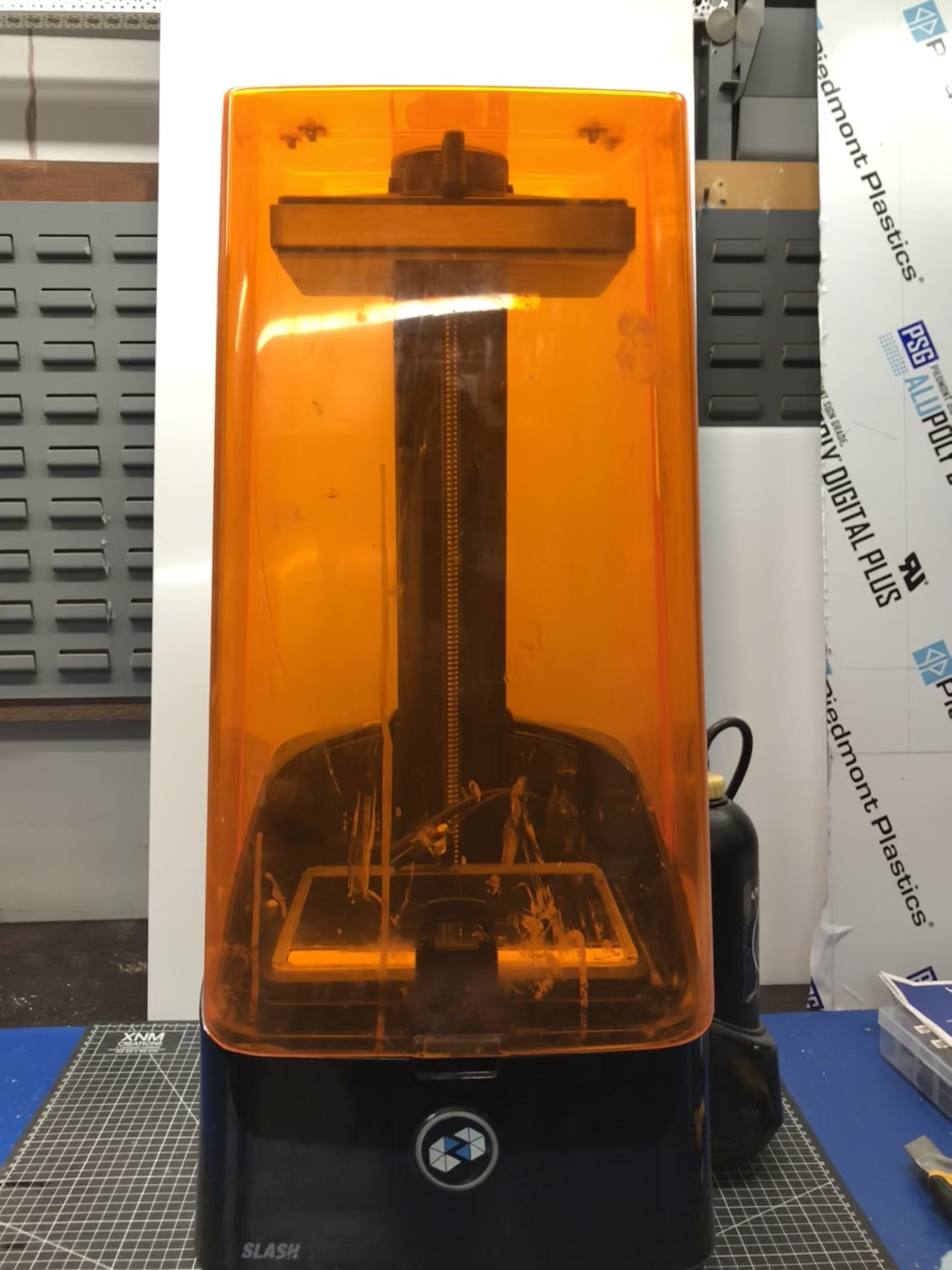 Uniz Slash LCD Resin 3D Printer Pre-Owned