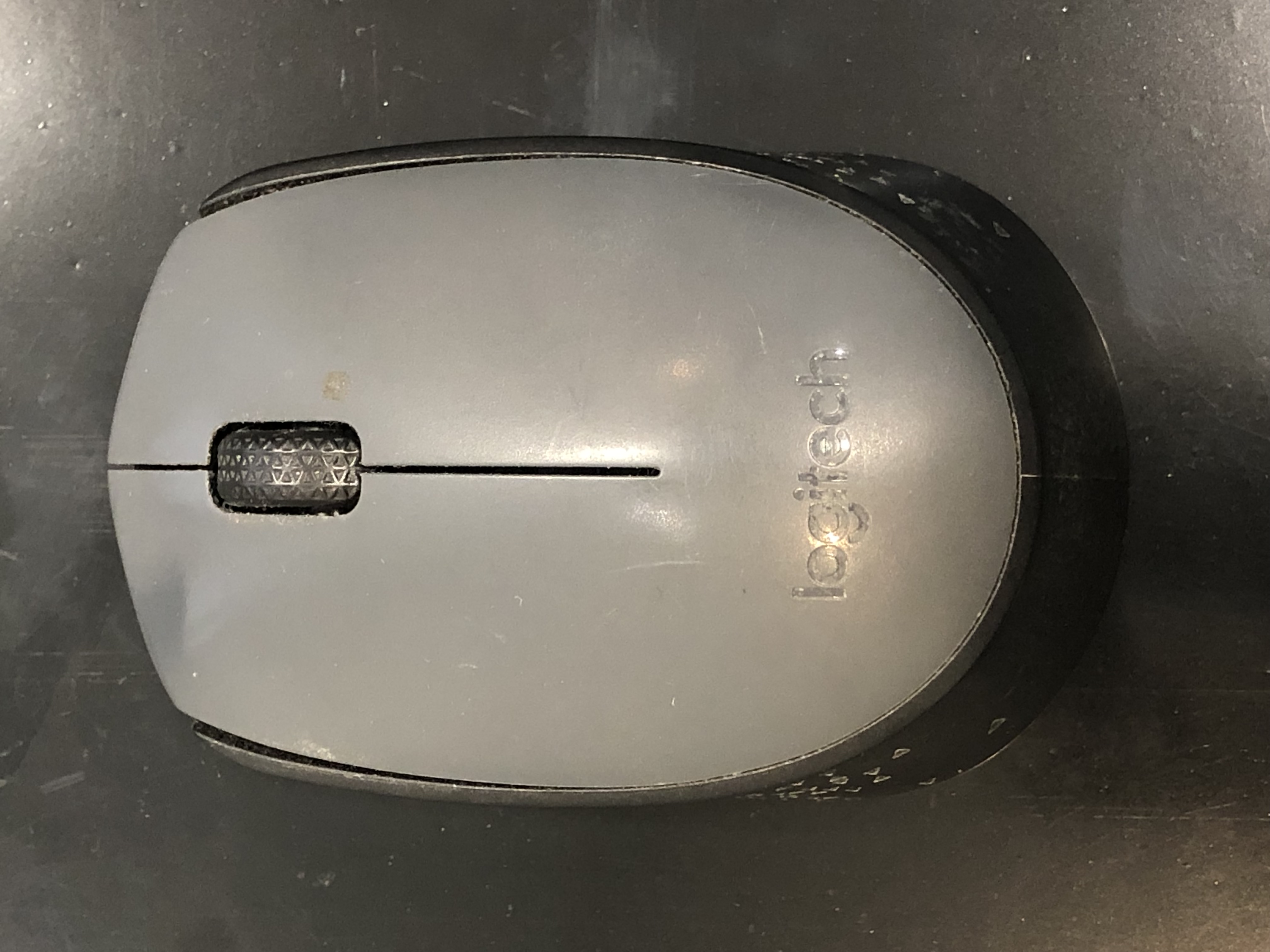 Logitech M170 Wireless Mouse Black Pre-Owned - Thumbnail 2