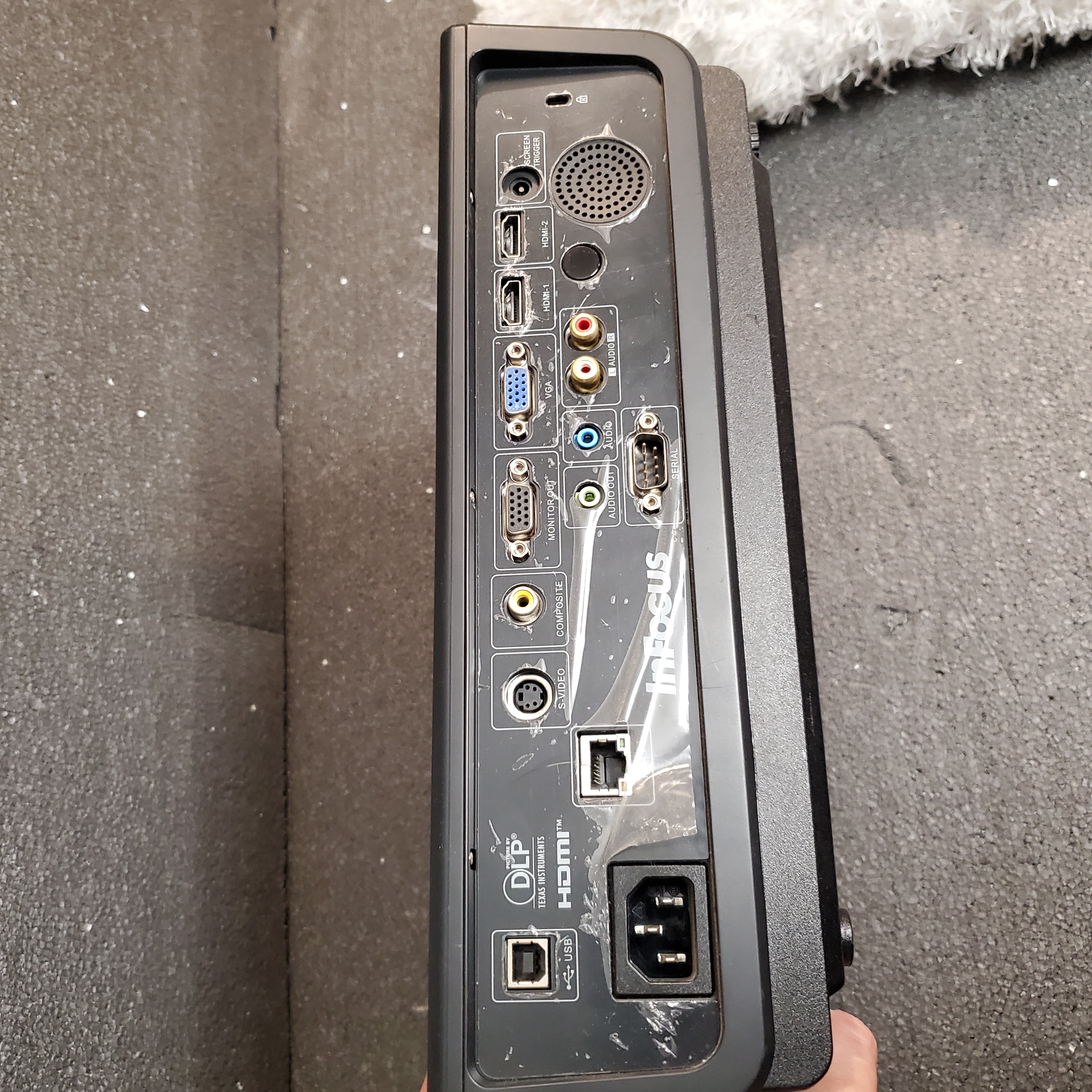 InFocus Projector IN3118HD 1080p 3000 Lumens HDMI Pre-Owned — image 4