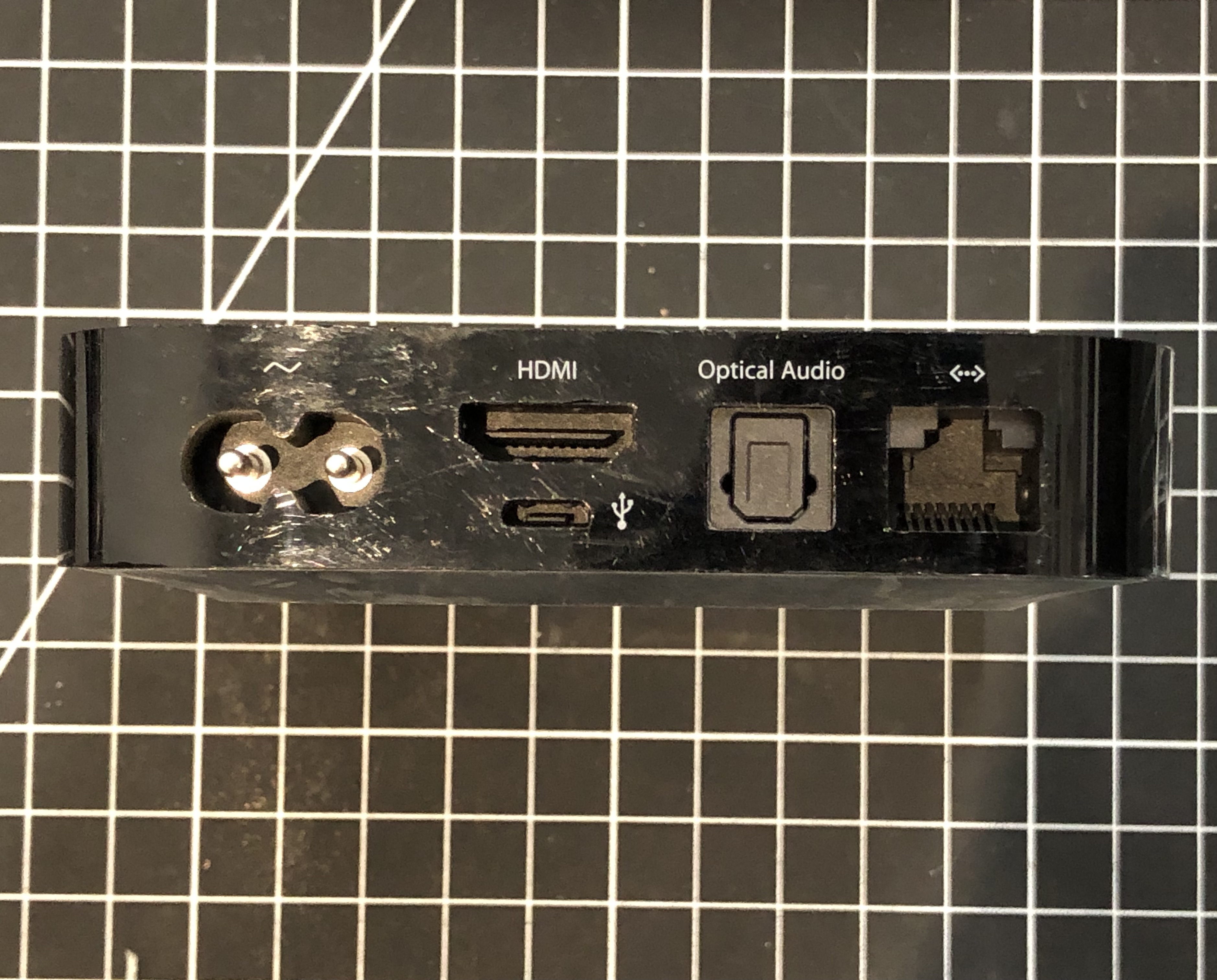 Apple TV A1469 Media Streamer with Remotes Pre-Owned - Thumbnail 5