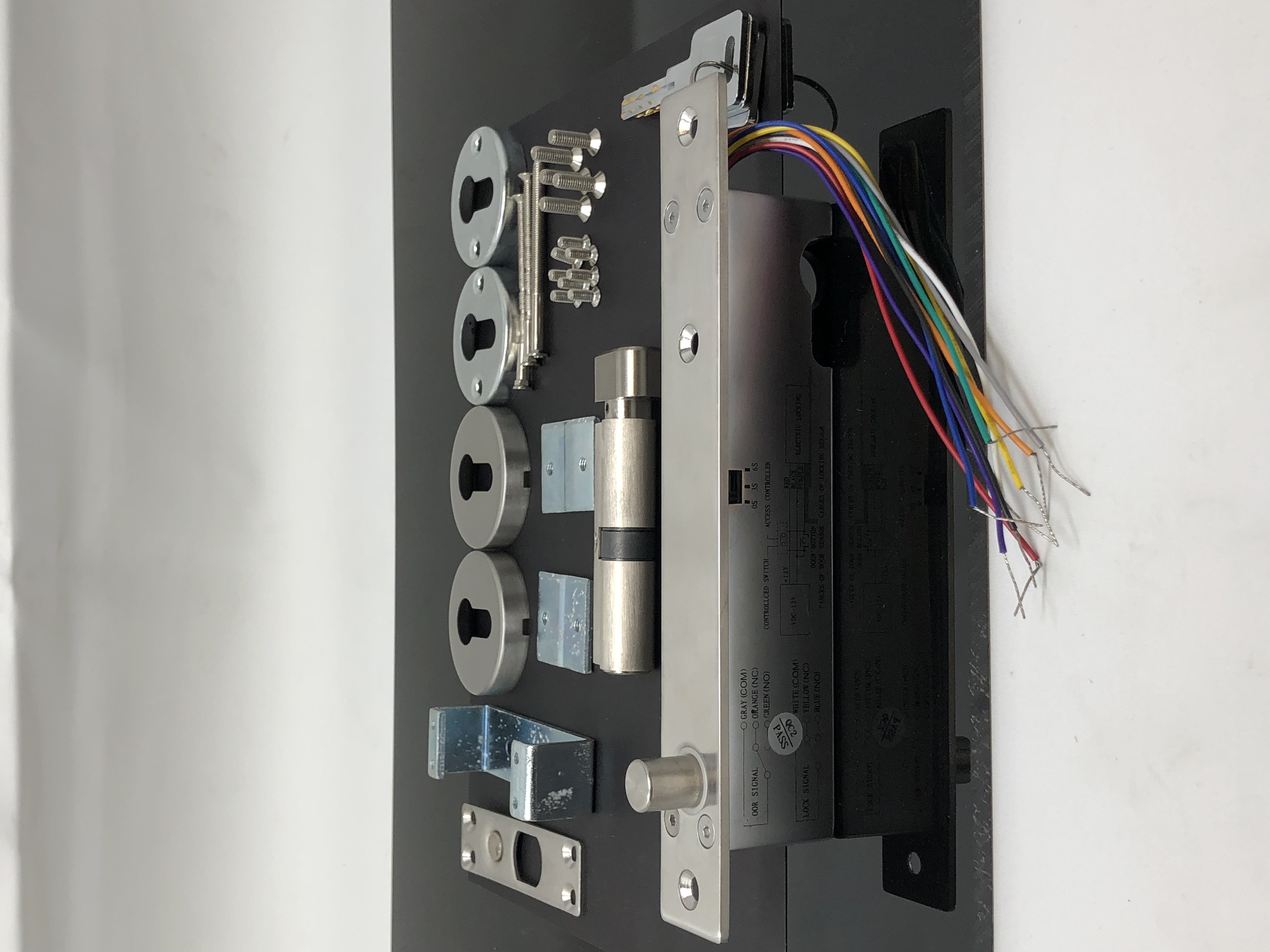 VI-809ST Electric Bolt Lock with Cylinder - New, Secure Access Control — image 3