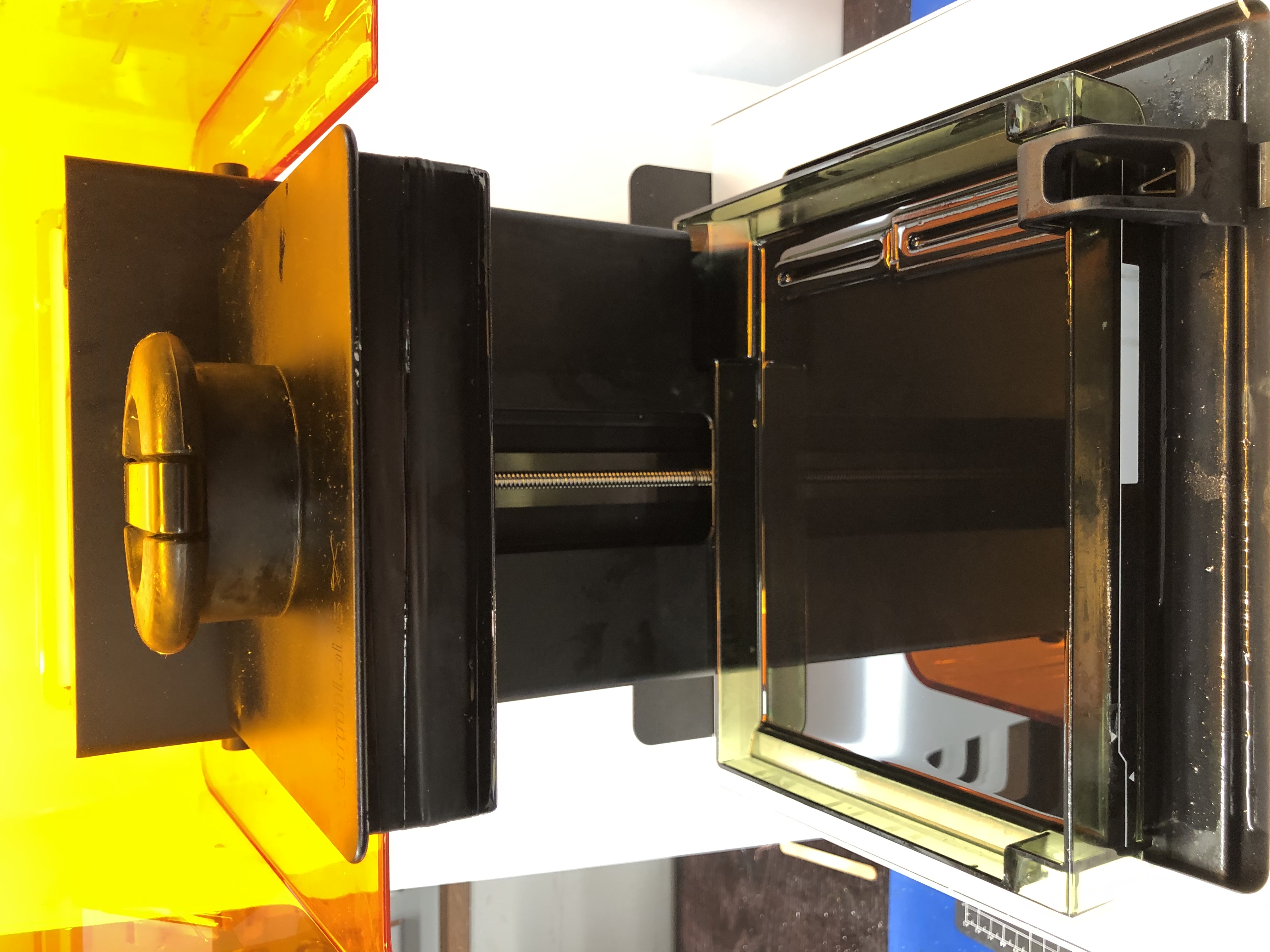 Formlabs Form 2 SLA 3D Printer Pre-Owned - Thumbnail 4